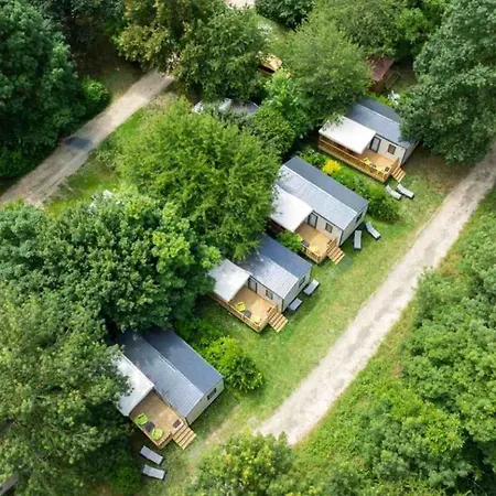 Campingplatz Mobil-home Spacieux Avec Terrasse - 6 Personnes - Api-1-52-1216 *