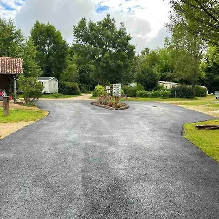 Mobil-home Spacieux Avec Terrasse - 6 Personnes - Api-1-52-1216 Campingplatz *