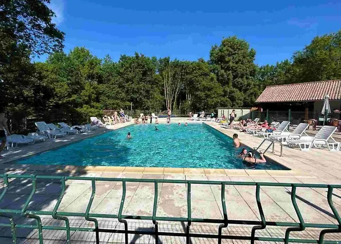 Mobil-home Spacieux Avec Terrasse - 6 Personnes - Api-1-52-1216 *